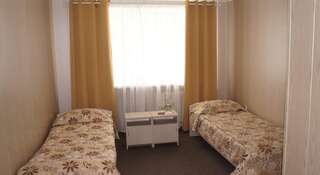 Гостиница Уют Плюс Петрозаводск Односпальная кровать в мужском общем номере-1