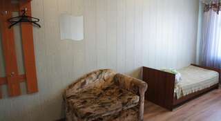 Гостиница Уют Плюс Петрозаводск Двухместный номер эконом-класса с 2 отдельными кроватями-5