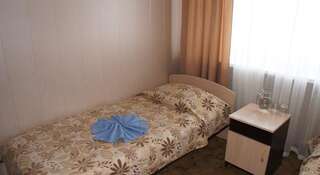 Гостиница Уют Плюс Петрозаводск Односпальная кровать в  женском общем номере-6